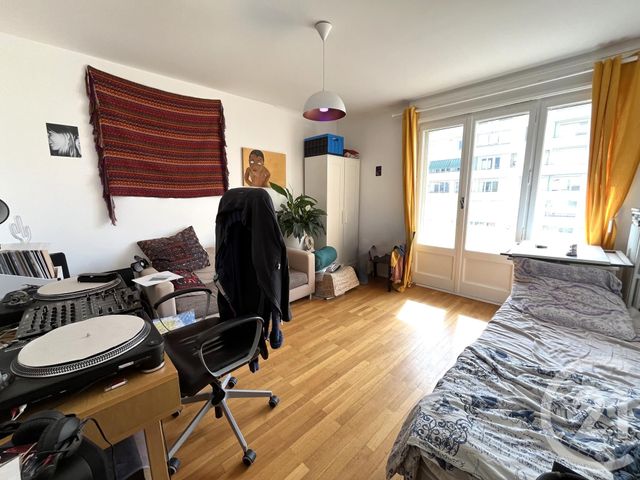 Appartement T3 &agrave; louer - 3 pi&egrave;ces - 64,57 m2 - Chambery - 73 - RHONE-ALPES