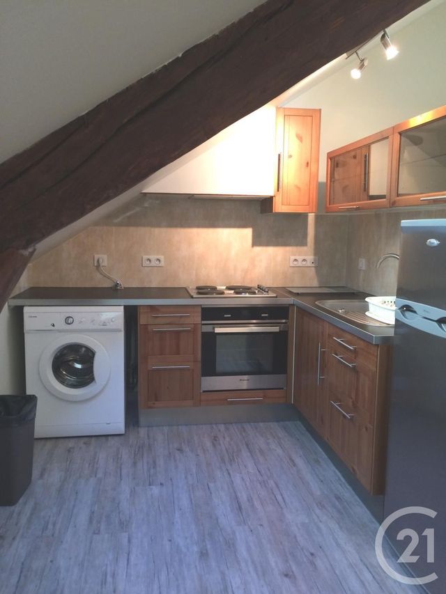 Appartement T3 &agrave; louer - 3 pi&egrave;ces - 36,71 m2 - Aix Les Bains - 73 - RHONE-ALPES