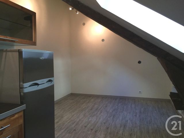 Appartement T3 &agrave; louer - 3 pi&egrave;ces - 36,71 m2 - Aix Les Bains - 73 - RHONE-ALPES