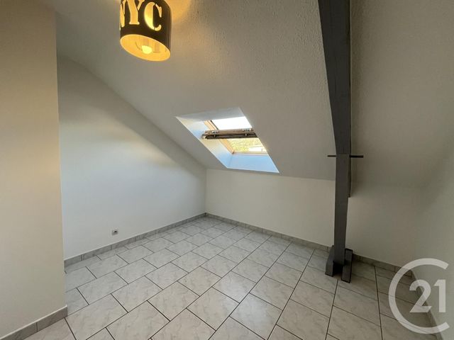 Appartement T4 &agrave; louer - 4 pi&egrave;ces - 71,80 m2 - Barberaz - 73 - RHONE-ALPES