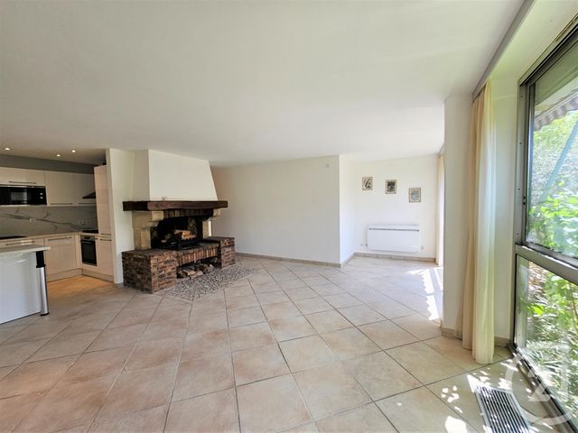 Appartement T3 &agrave; louer - 3 pi&egrave;ces - 77,33 m2 - Aix Les Bains - 73 - RHONE-ALPES