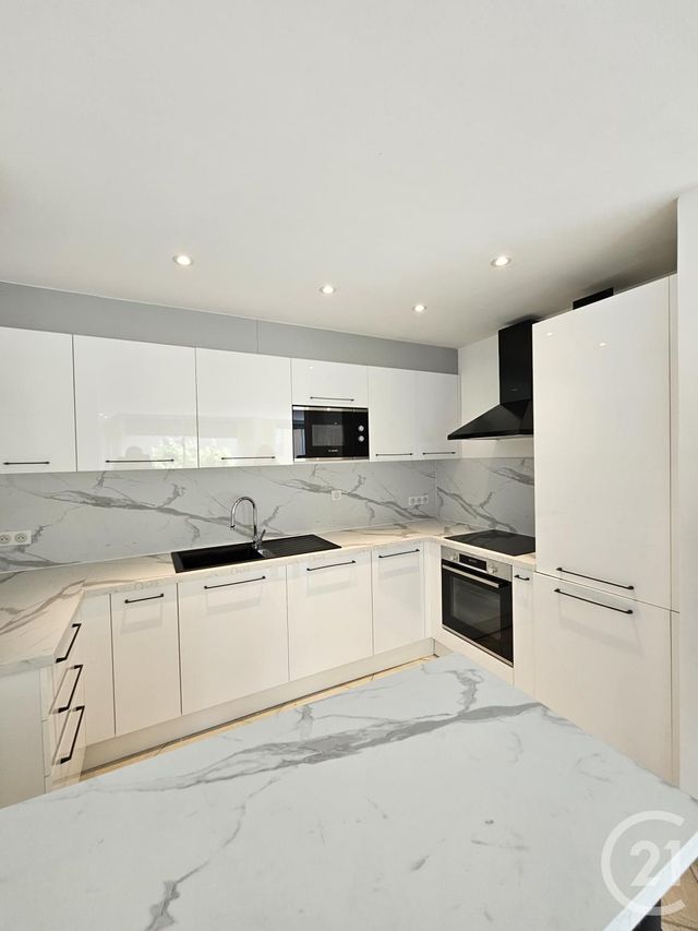 Appartement T3 &agrave; louer - 3 pi&egrave;ces - 77,33 m2 - Aix Les Bains - 73 - RHONE-ALPES