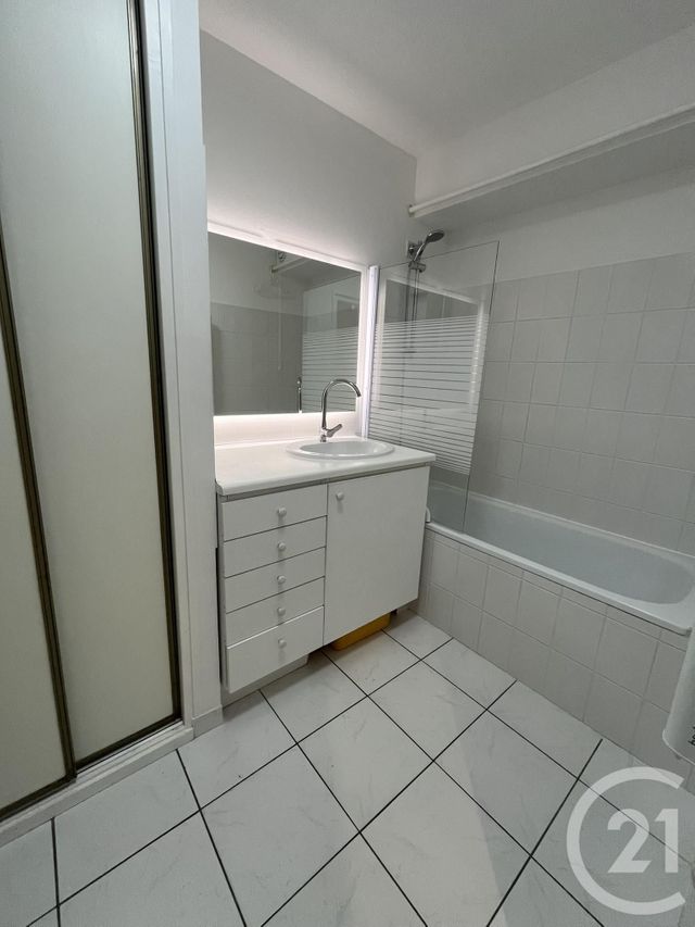 Appartement T3 &agrave; louer - 3 pi&egrave;ces - 61,30 m2 - Tresserve - 73 - RHONE-ALPES