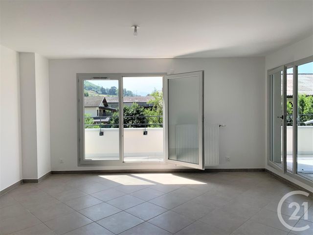 Appartement T4 &agrave; louer - 4 pi&egrave;ces - 81,74 m2 - Challes Les Eaux - 73 - RHONE-ALPES