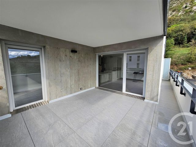 Appartement T4 &agrave; louer - 4 pi&egrave;ces - 81,74 m2 - Challes Les Eaux - 73 - RHONE-ALPES