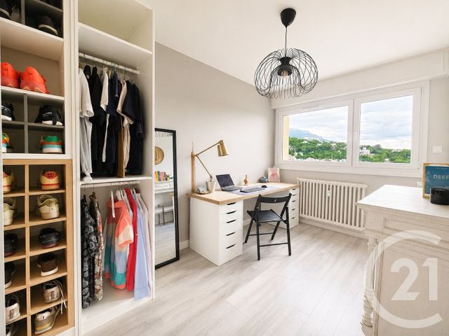 Appartement T4 &agrave; vendre - 4 pi&egrave;ces - 75,45 m2 - Aix Les Bains - 73 - RHONE-ALPES