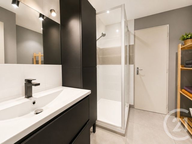 Appartement T4 &agrave; vendre - 4 pi&egrave;ces - 75,45 m2 - Aix Les Bains - 73 - RHONE-ALPES