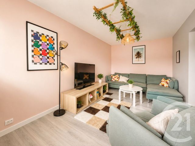 Appartement T4 &agrave; vendre - 4 pi&egrave;ces - 75,45 m2 - Aix Les Bains - 73 - RHONE-ALPES