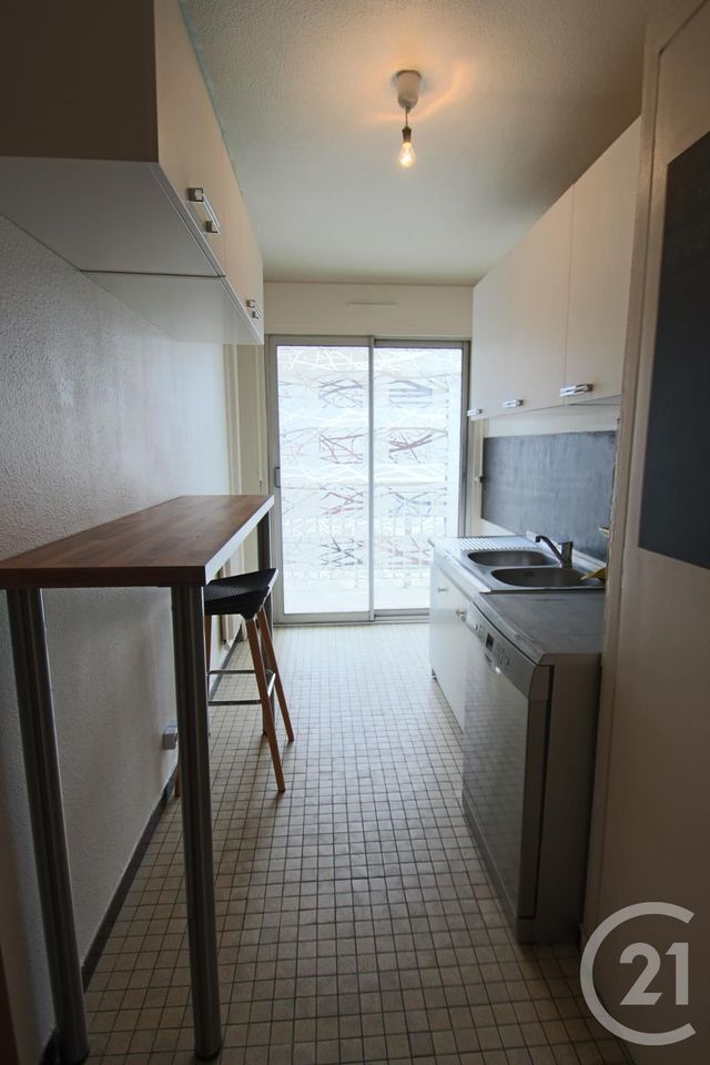 Appartement T3 &agrave; louer - 3 pi&egrave;ces - 71,27 m2 - Aix Les Bains - 73 - RHONE-ALPES