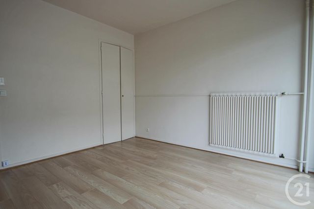 Appartement T3 &agrave; louer - 3 pi&egrave;ces - 71,27 m2 - Aix Les Bains - 73 - RHONE-ALPES