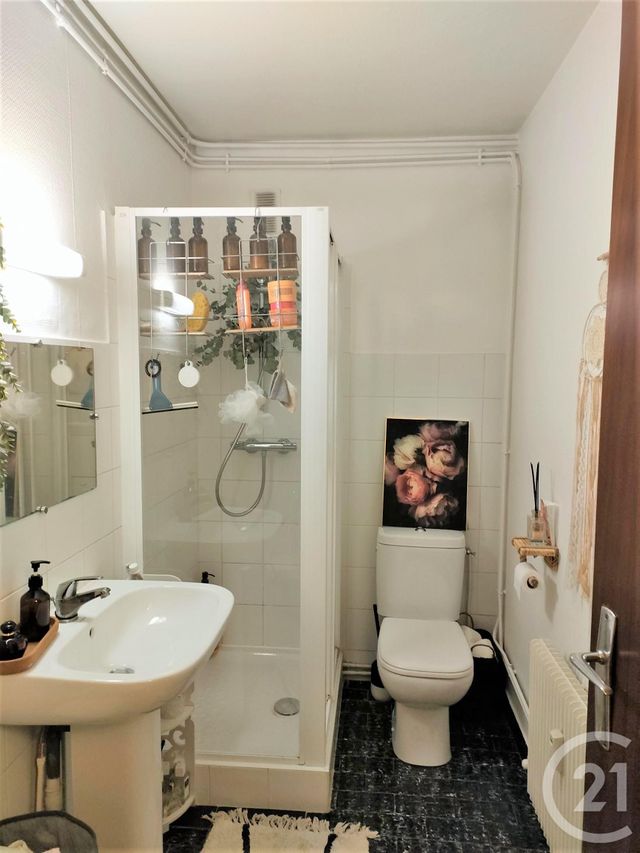 Appartement T1 &agrave; louer - 1 pi&egrave;ce - 33,20 m2 - Aix Les Bains - 73 - RHONE-ALPES