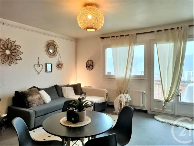Appartement T1 &agrave; louer - 1 pi&egrave;ce - 33,20 m2 - Aix Les Bains - 73 - RHONE-ALPES
