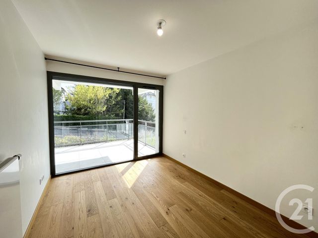 Appartement T3 &agrave; louer - 3 pi&egrave;ces - 72,12 m2 - Aix Les Bains - 73 - RHONE-ALPES
