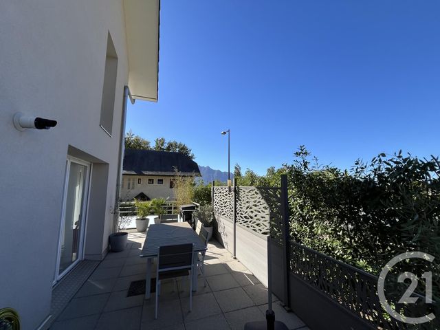 Appartement F3 &agrave; louer - 3 pi&egrave;ces - 63,60 m2 - Drumettaz Clarafond - 73 - RHONE-ALPES