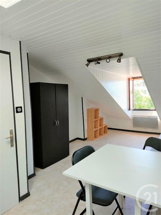 Appartement Studio &agrave; louer - 1 pi&egrave;ce - 15,17 m2 - Aix Les Bains - 73 - RHONE-ALPES