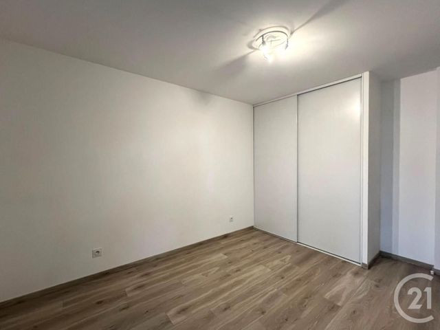 Appartement T2 &agrave; louer - 2 pi&egrave;ces - 40,07 m2 - Aix Les Bains - 73 - RHONE-ALPES