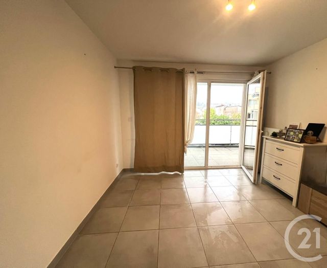 Appartement T2 &agrave; louer - 2 pi&egrave;ces - 40,07 m2 - Aix Les Bains - 73 - RHONE-ALPES